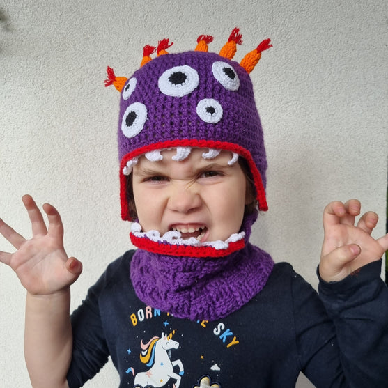Globi - Cowl
2