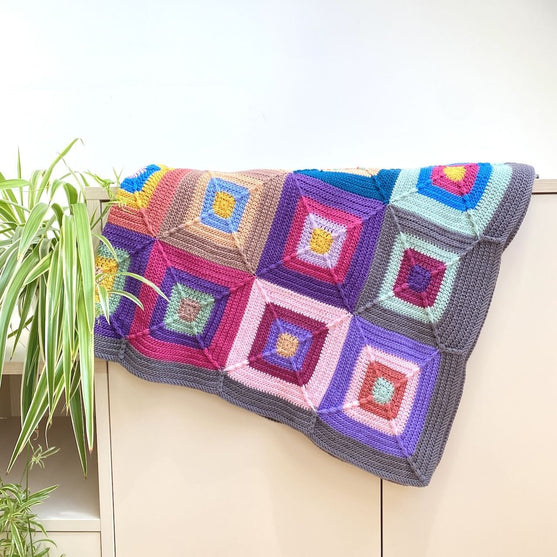 Friends - Blanket
3