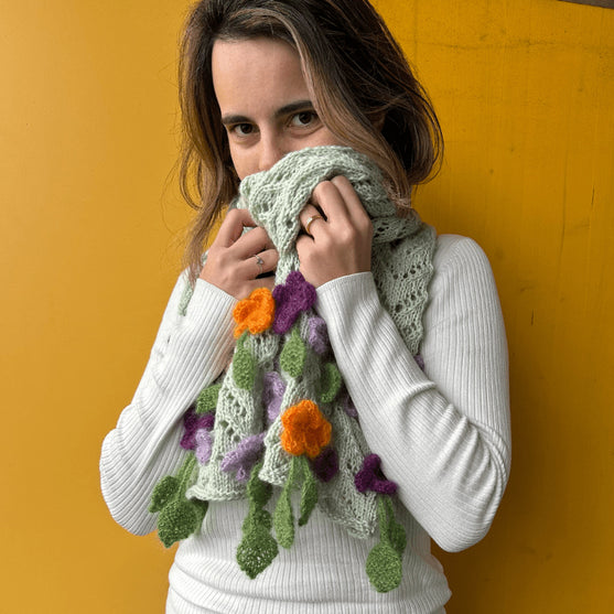 Sylvie - Scarf
3