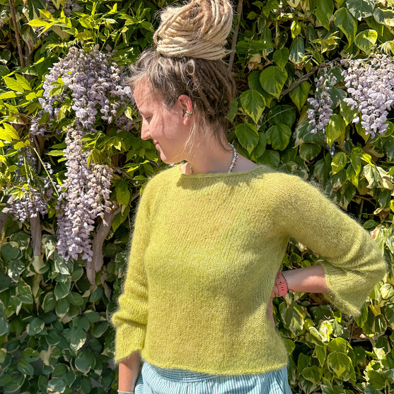 Summer Lotus - Blouse
9