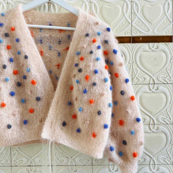 Andy - Cardigan
3