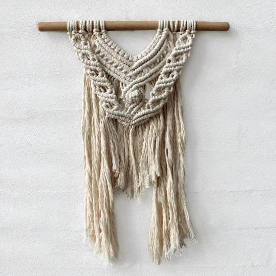 Macramé Hangers - Go Handmade
2
