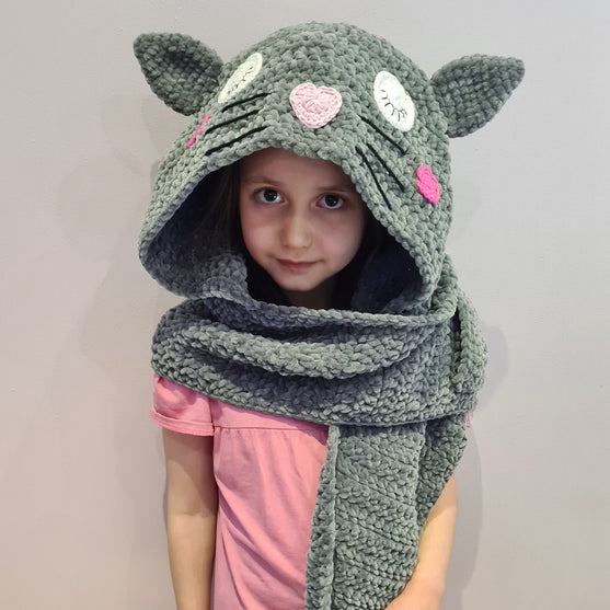 Cat Scarf
2