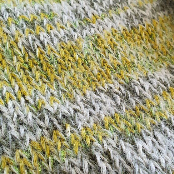 Meryl - V-neck sweater
6