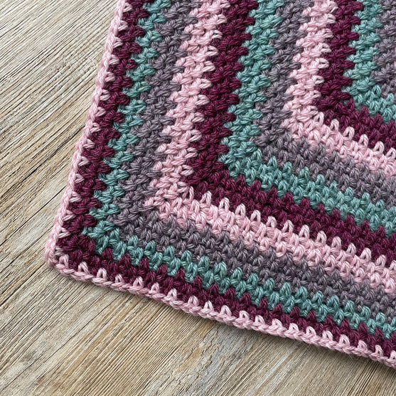 Andrea - Triangle Shawl
5