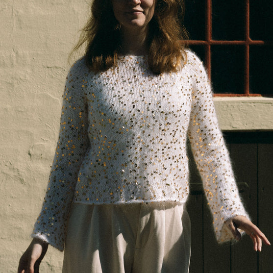 Summer Lotus Sparkle - Blouse
5