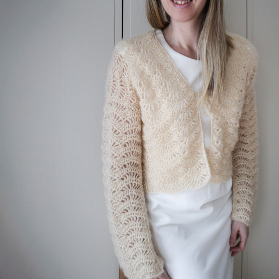 Chloe - Cardigan
3