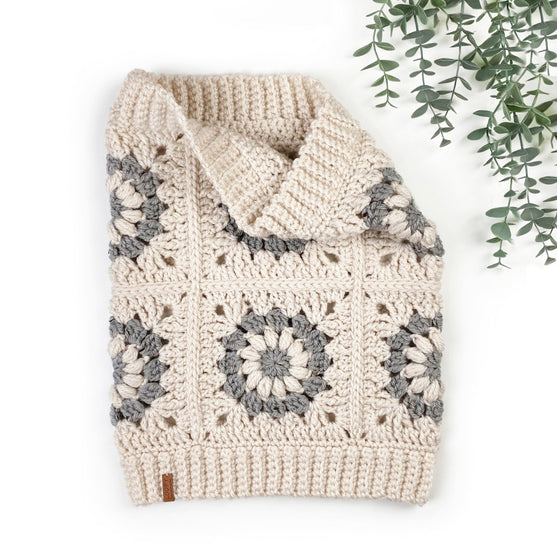 Camellia - Cowl
4