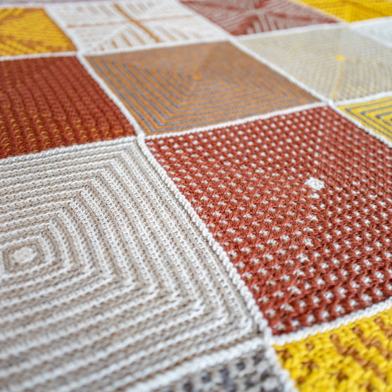 Mirror Mirror On The Throw - Blanket
9