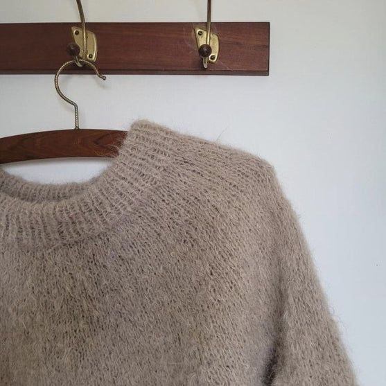 Suri – Sweater
12