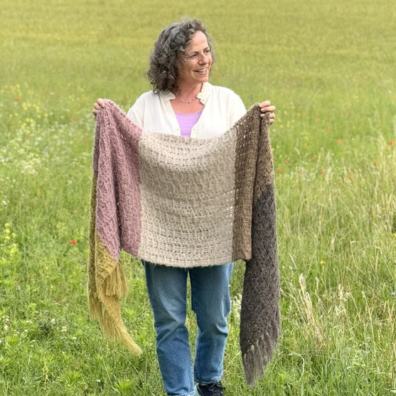 Suri - Shawl
3