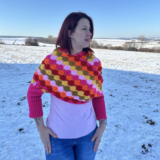 Falma - Sweater Scarf
4