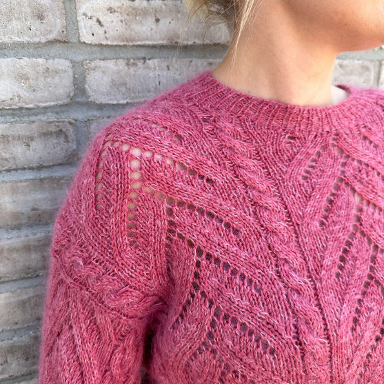 Archer - Sweater
6