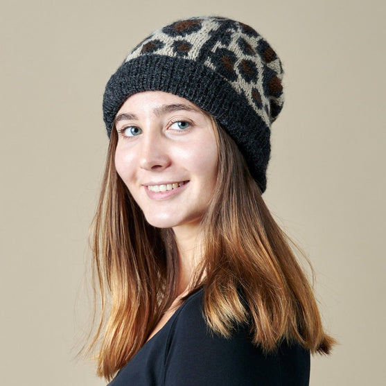 Bromus Hat
2