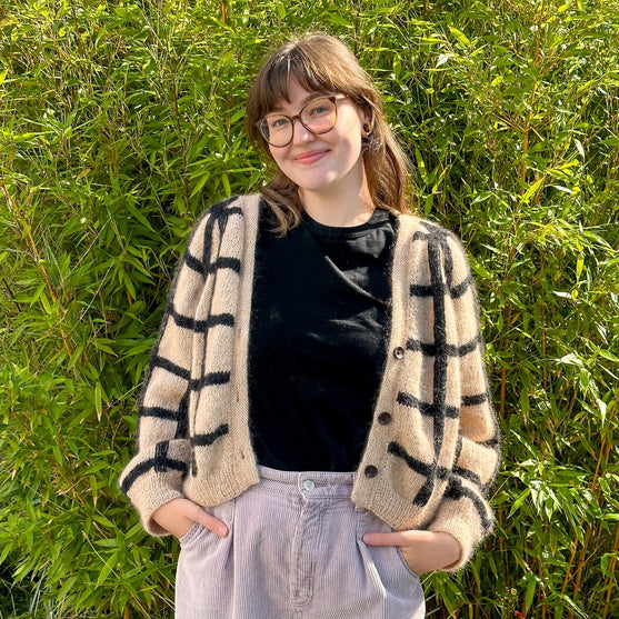 Max - Cardigan
7