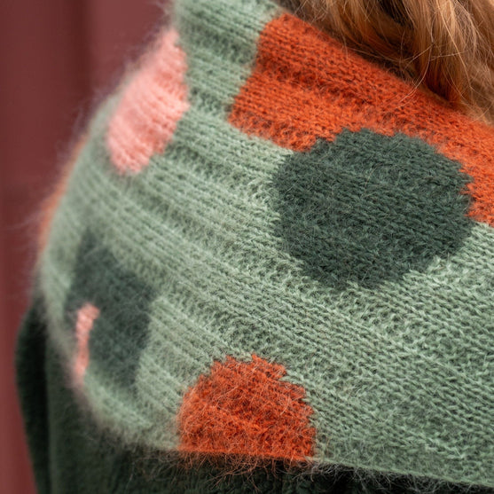 Rust & Rhythm - Bandana - Knit Kit
4
