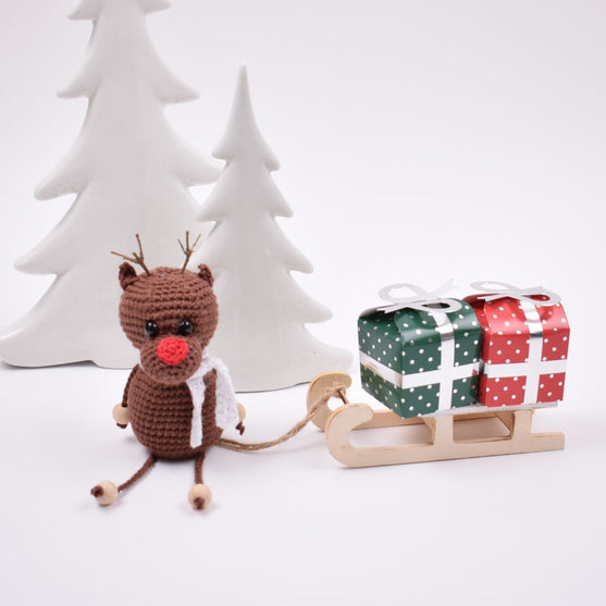 

Crocheted Rudolph
2