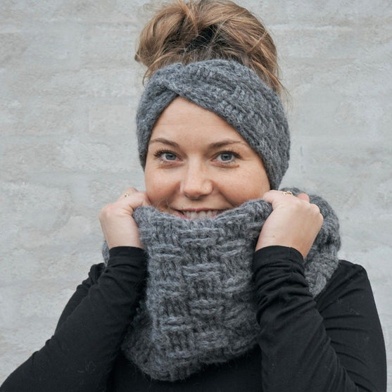 

Cleo - Tube Scarf
1