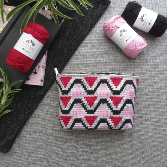 

Ava - Cosmetic Pouch
1