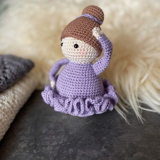 

Tumble Ballerina
2