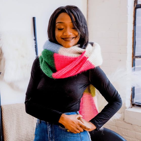 

Bestie - Scarf
2