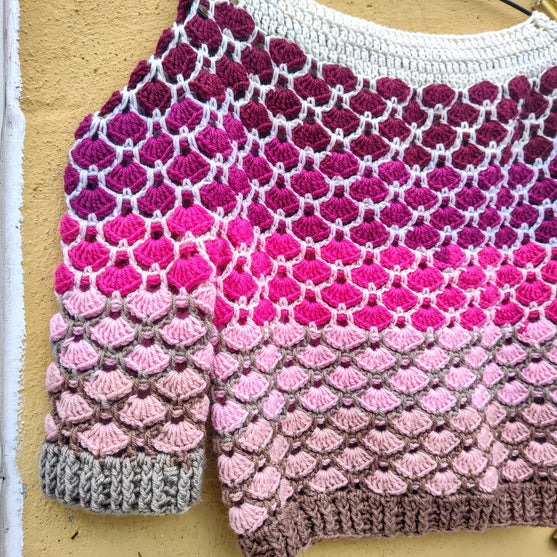 

Heartfelt - Sweater
8