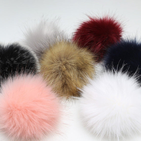 

Pom Pom - Natural - Go Handmade
4