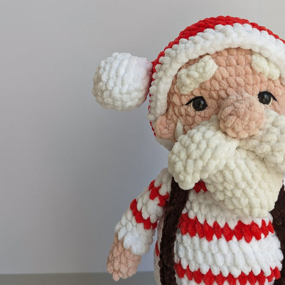 

Cuddly Santa
4