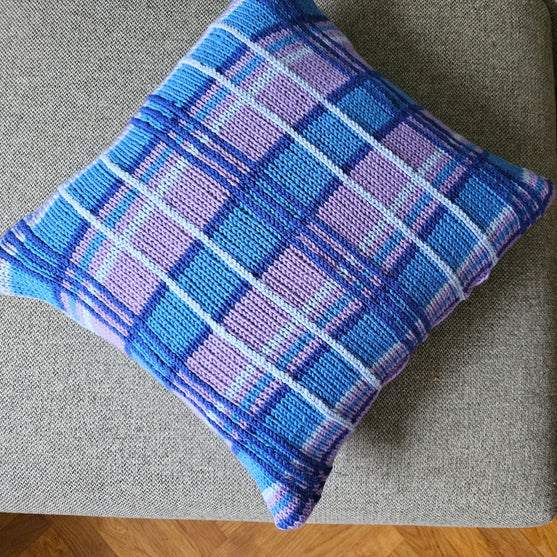 

Tern - Pillow
3