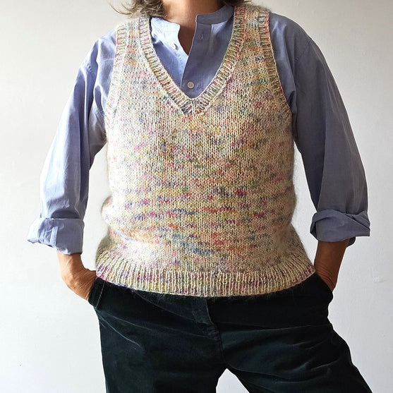 

Betty Vibrant - Vest
1