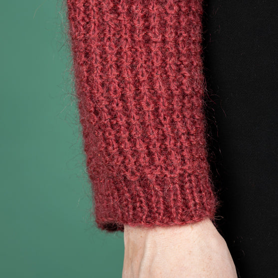 

Christy - Sweater
4