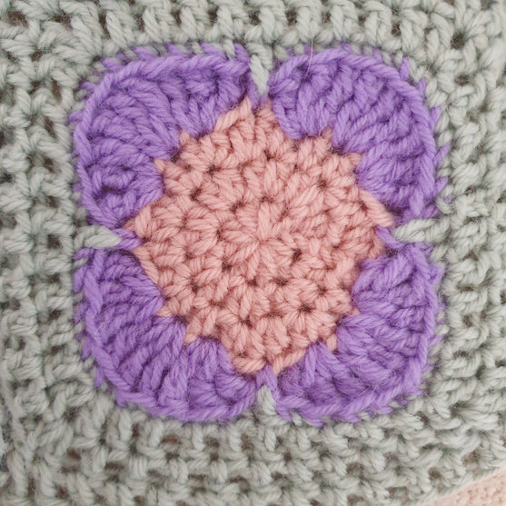 

Annie - Blanket
4
