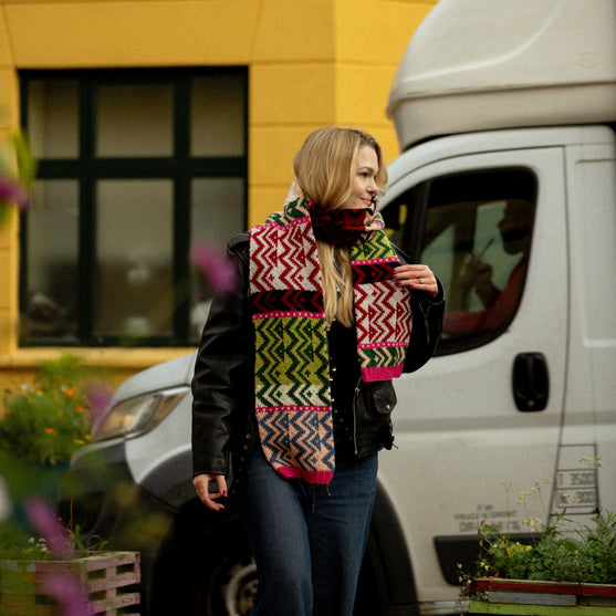 

Elver - Scarf
2