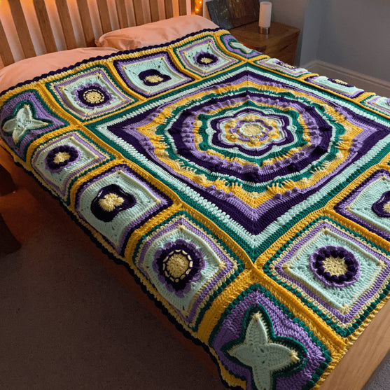

Viola - Blanket
1