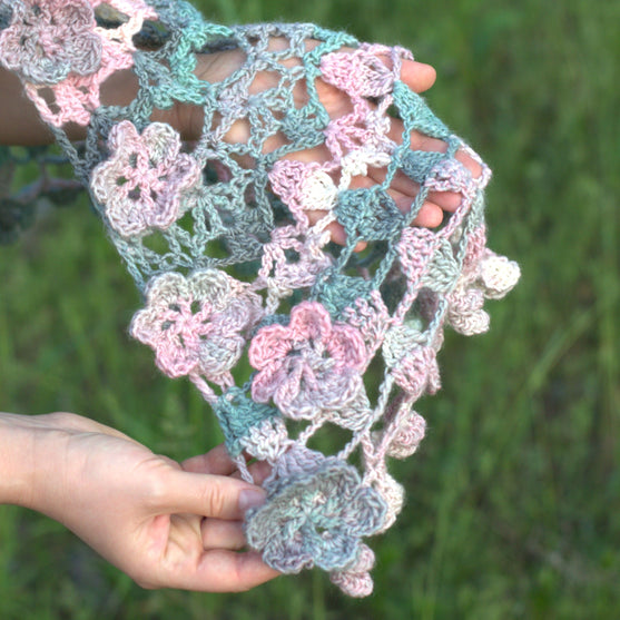 

Romance - Shawl
7