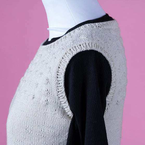 

Ebba - Vest
8