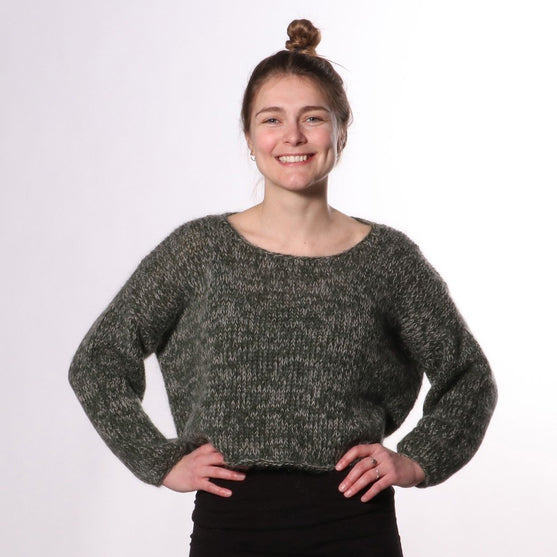 

Linea Sweater
1