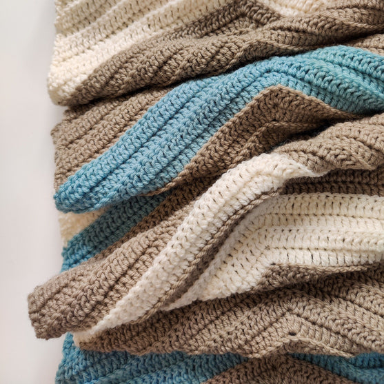 

Pebble Pointe - Scarf
3