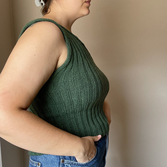 

Easy One Shoulder Top
2