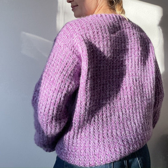 

Easy Evening Sweater - V-neck edition
3