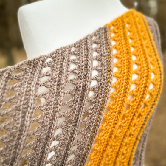 

Aria - Shawl
4
