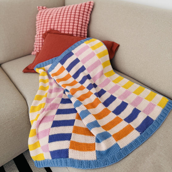 

Hilma - Baby Blanket - Knit Kit
5