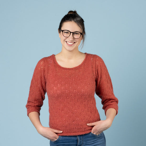 

Martha - Blouse with lace pattern
1