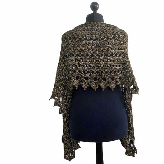 

Dream and Shine - Scarf
3